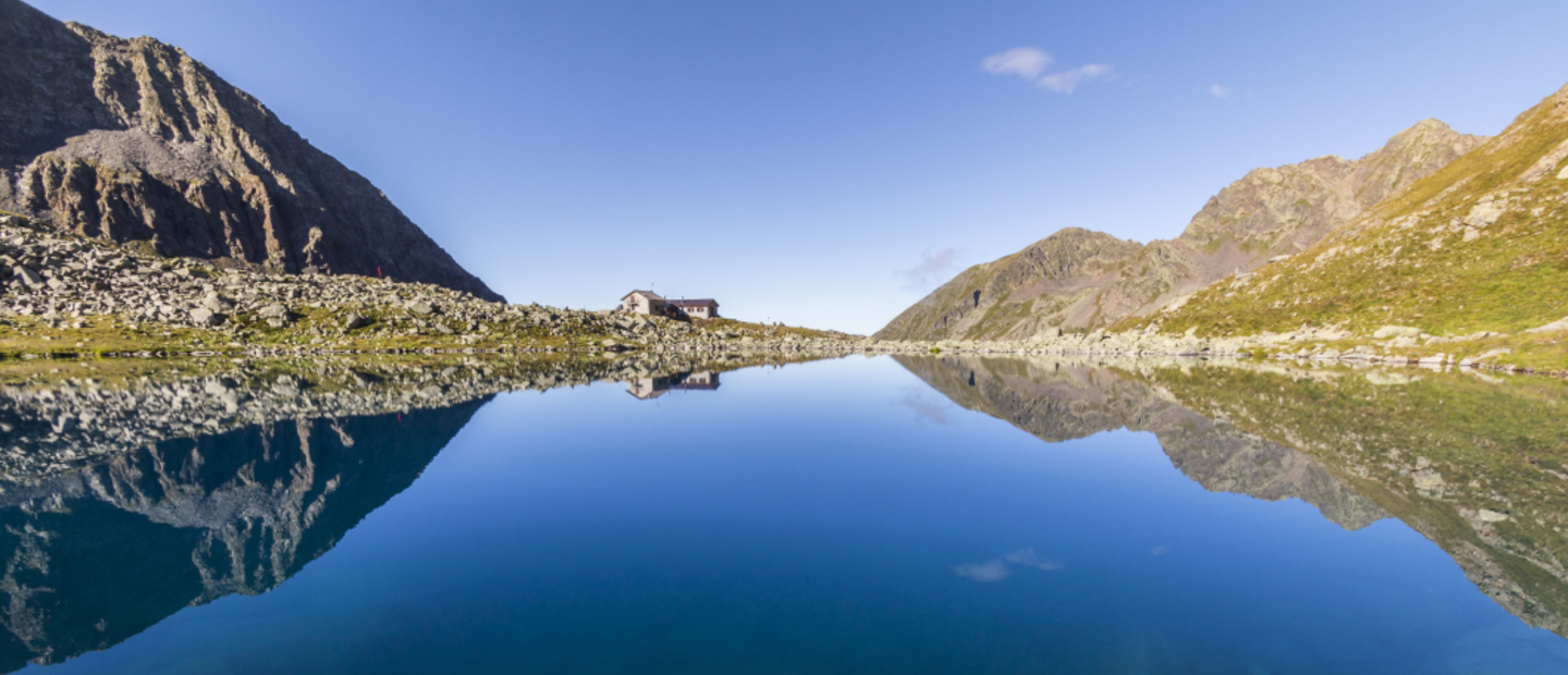 lago rotondo e rifugio tonolini