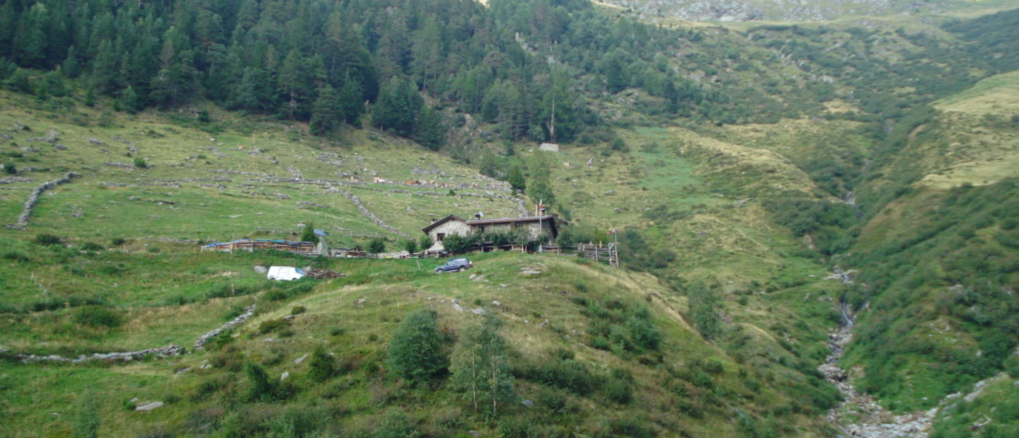 RIFUGIO ALPE LAGO