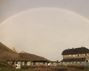 un arcobaleno abbraccia la Grassi