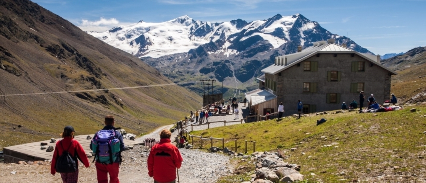 Escursionismo al rifugio Pizzini