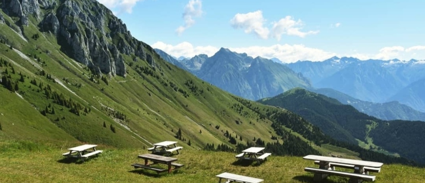 Rifugio San Fermo tavoli