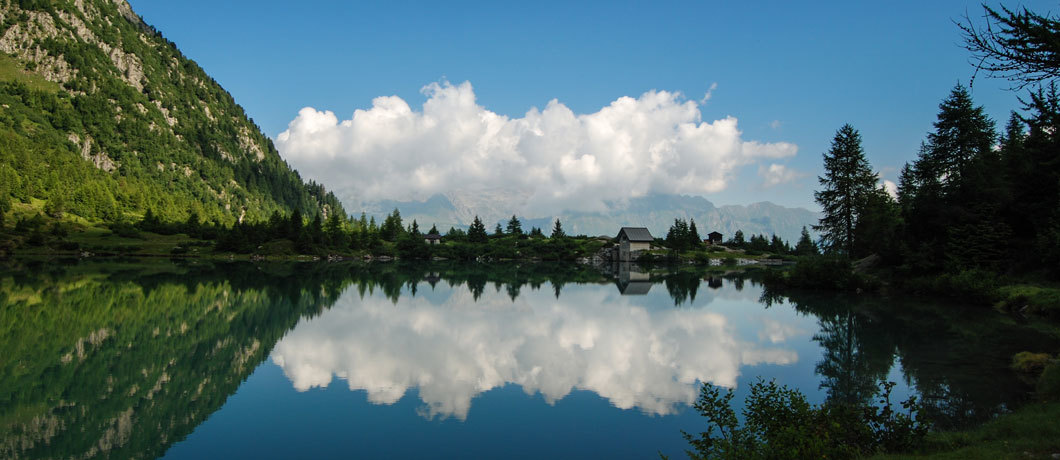 Trekking In Lombardia Rifugi Di Lombardia