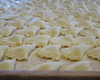 Ravioli fatti in rifugio ripieni di ortiche e ricotta