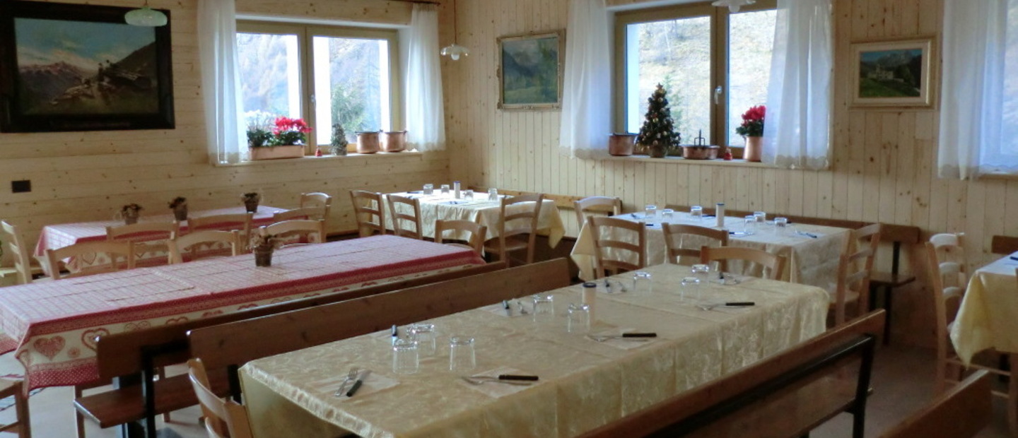 SALA DA PRANZO PRINCIPALE