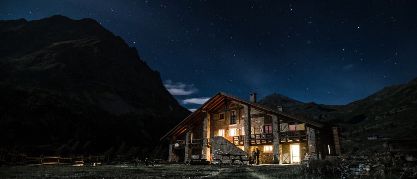 Notte al Rifugio Schiazzera