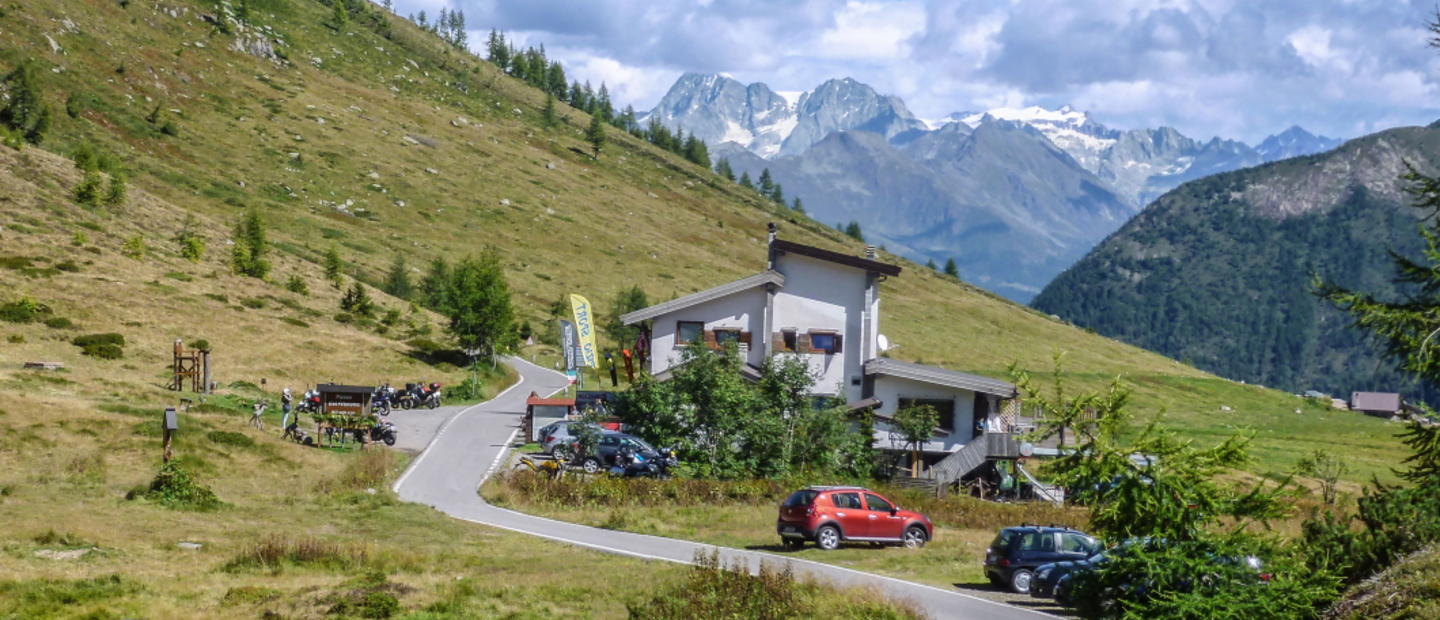 esterno rifugio vivione