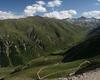 La strada che porta al rifugio e la Val Federia