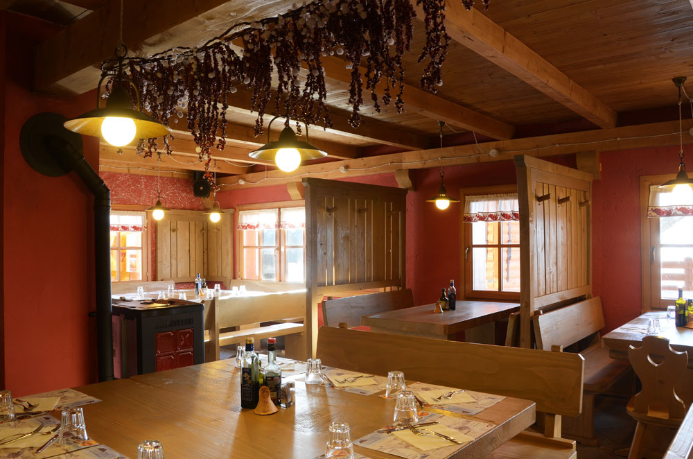 Rifugio Terre Rosse