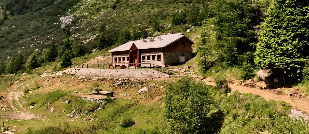 Rifugio Malga di Mezzo